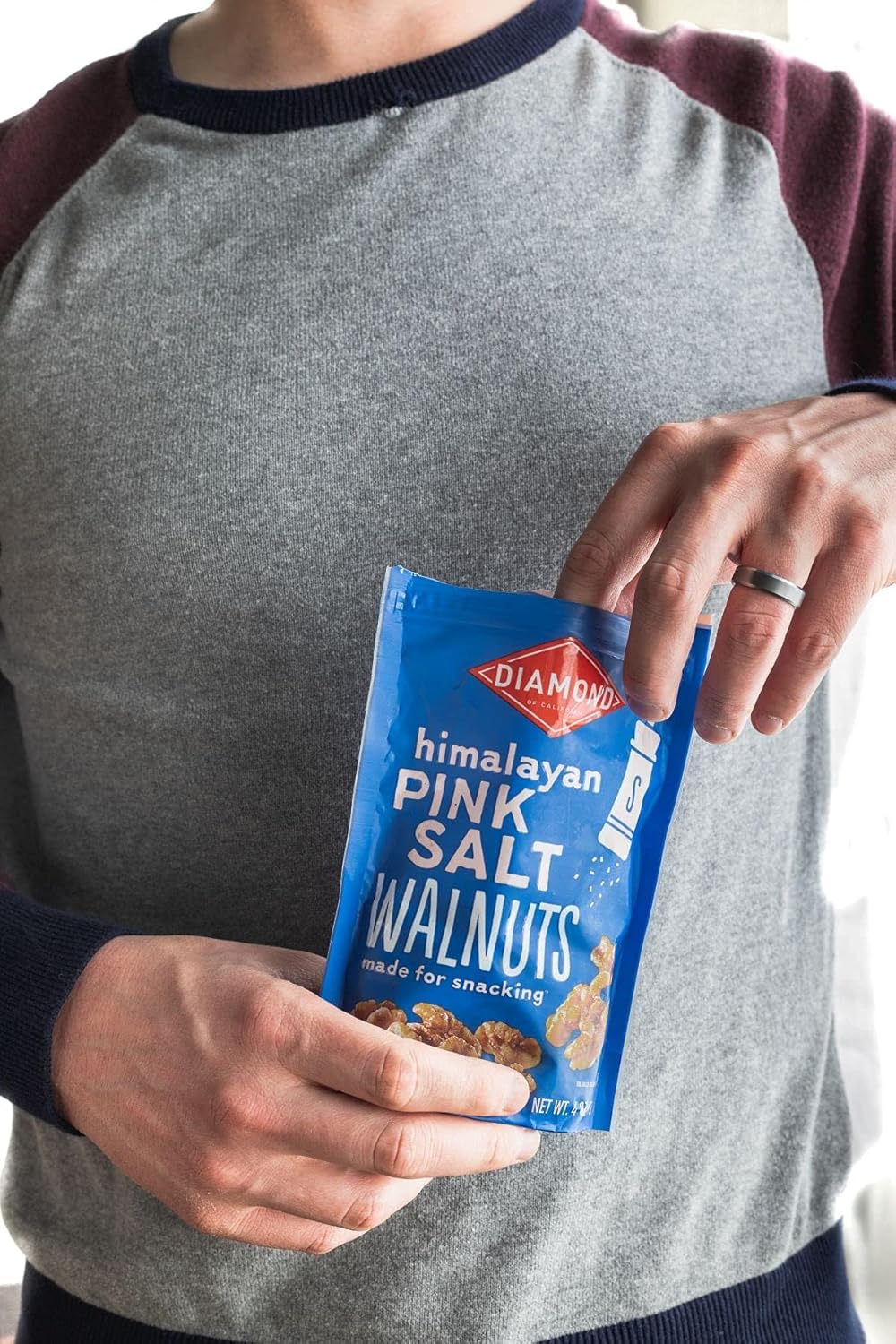 Diamond of California Himalayan Pink Salt Walnuts – Omega-3 Rich Pantry Pick for Daily Self-Care Snack Moments