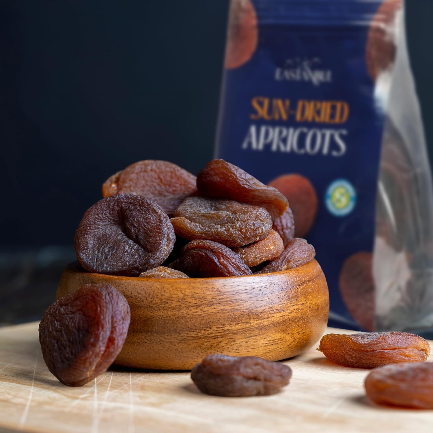 Eastanbul Pitted Apricots – Lightweight Whole Dried Fruit for Backpacks Daypacks and Beach Days
