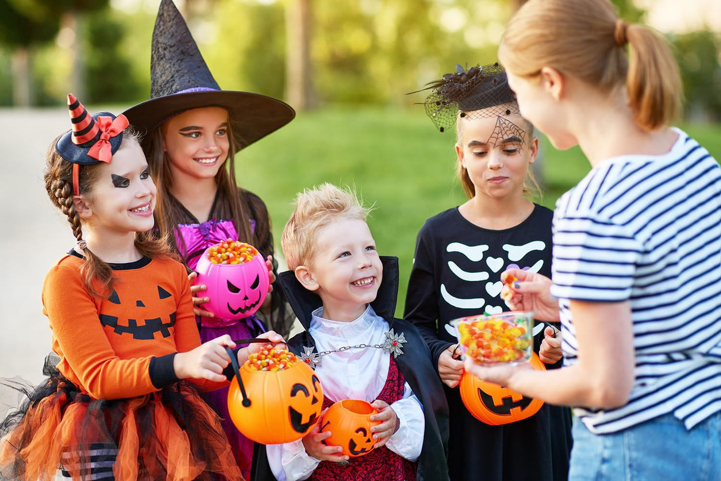 Fruidles Candy Corn – Safe, No-Mess Halloween Treats for Trick-or-Treaters, Daycare Crafts, and Goody Bags