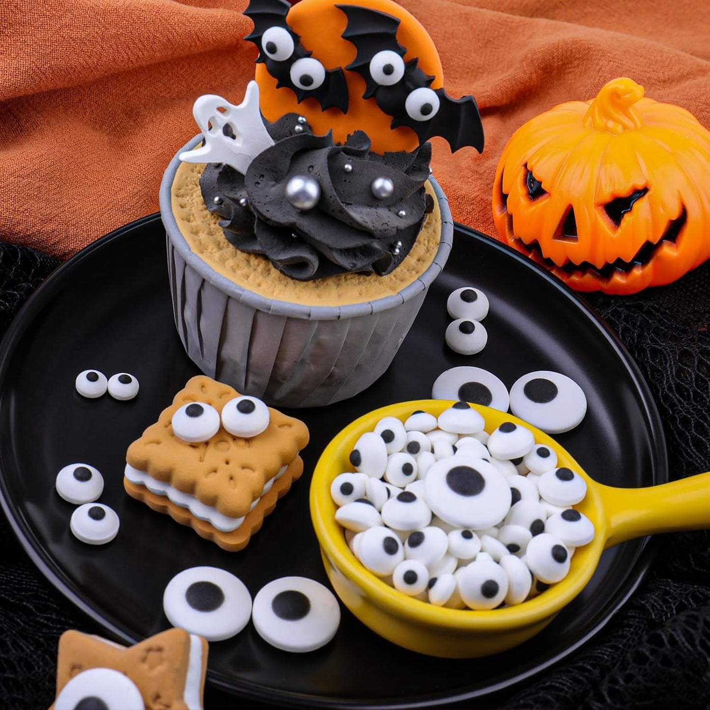 Halloween Eye Sprinkles for Brownies – Kid-Safe Edible Toppers for Spooky Birthday Cupcakes
