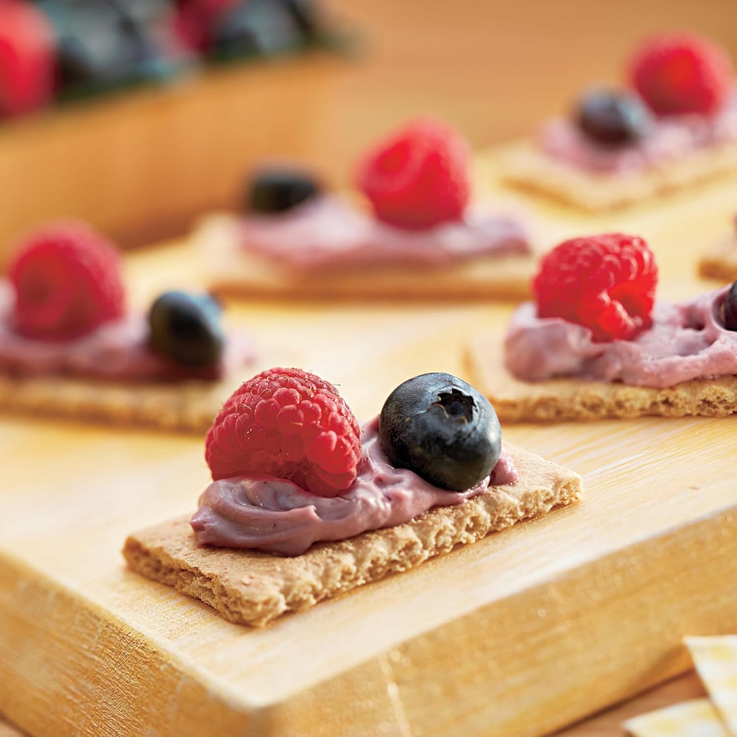 HONEY MAID Graham Crackers – Kid Approved Lunchbox Stacker, Whole Grain Squares